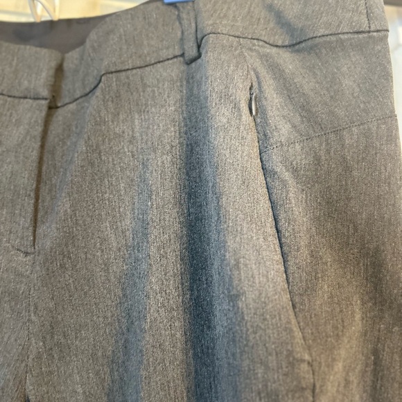 Lane Bryant Charcoal Cropped Women's Pants - Picture 4 of 13